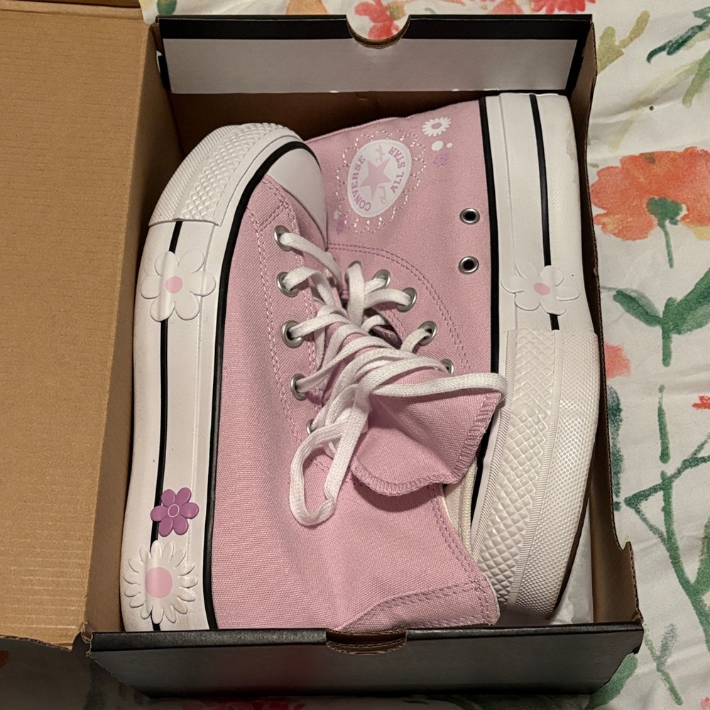 Converse Light Pink Floral High-Tops - Picture 10 of 11
